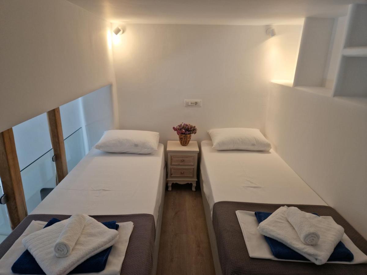 Empyreal Blue Apartments Mykonos Town Exterior photo